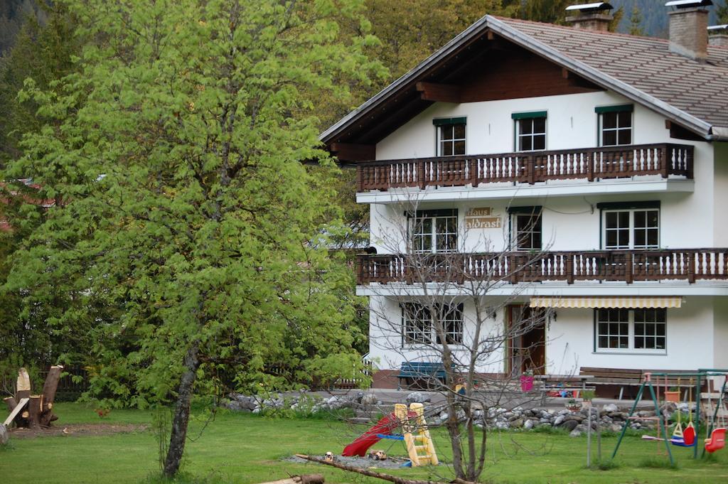 Haus Waldrast Apartman Elbigenalp Kültér fotó
