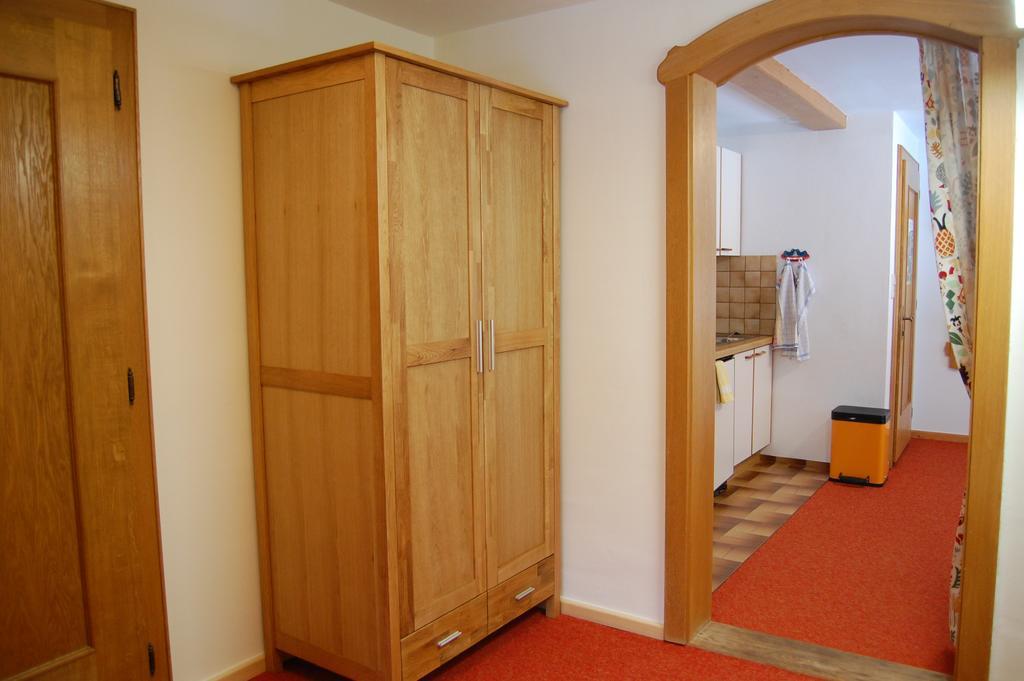 Haus Waldrast Apartman Elbigenalp Kültér fotó