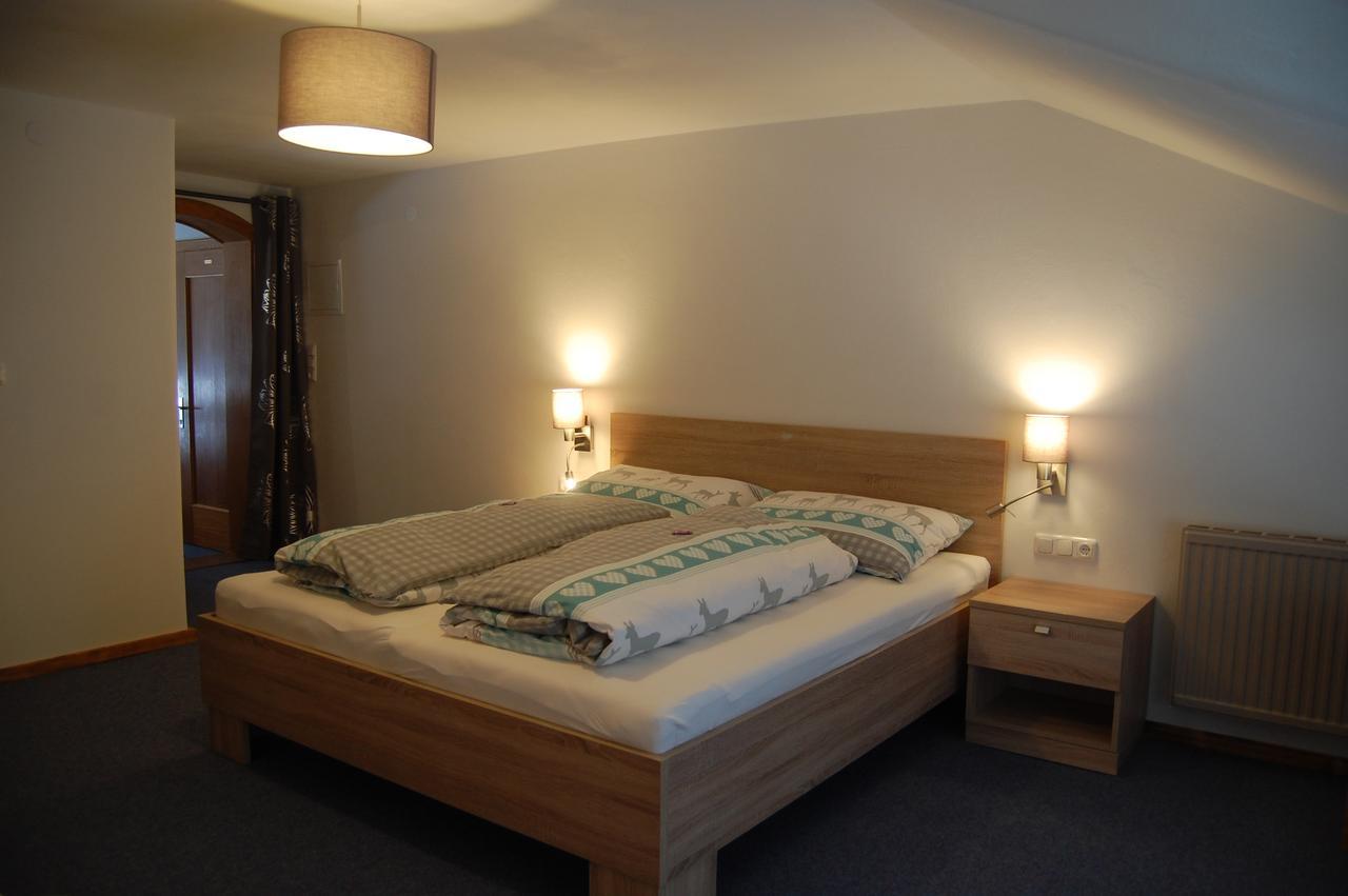 Haus Waldrast Apartman Elbigenalp Kültér fotó